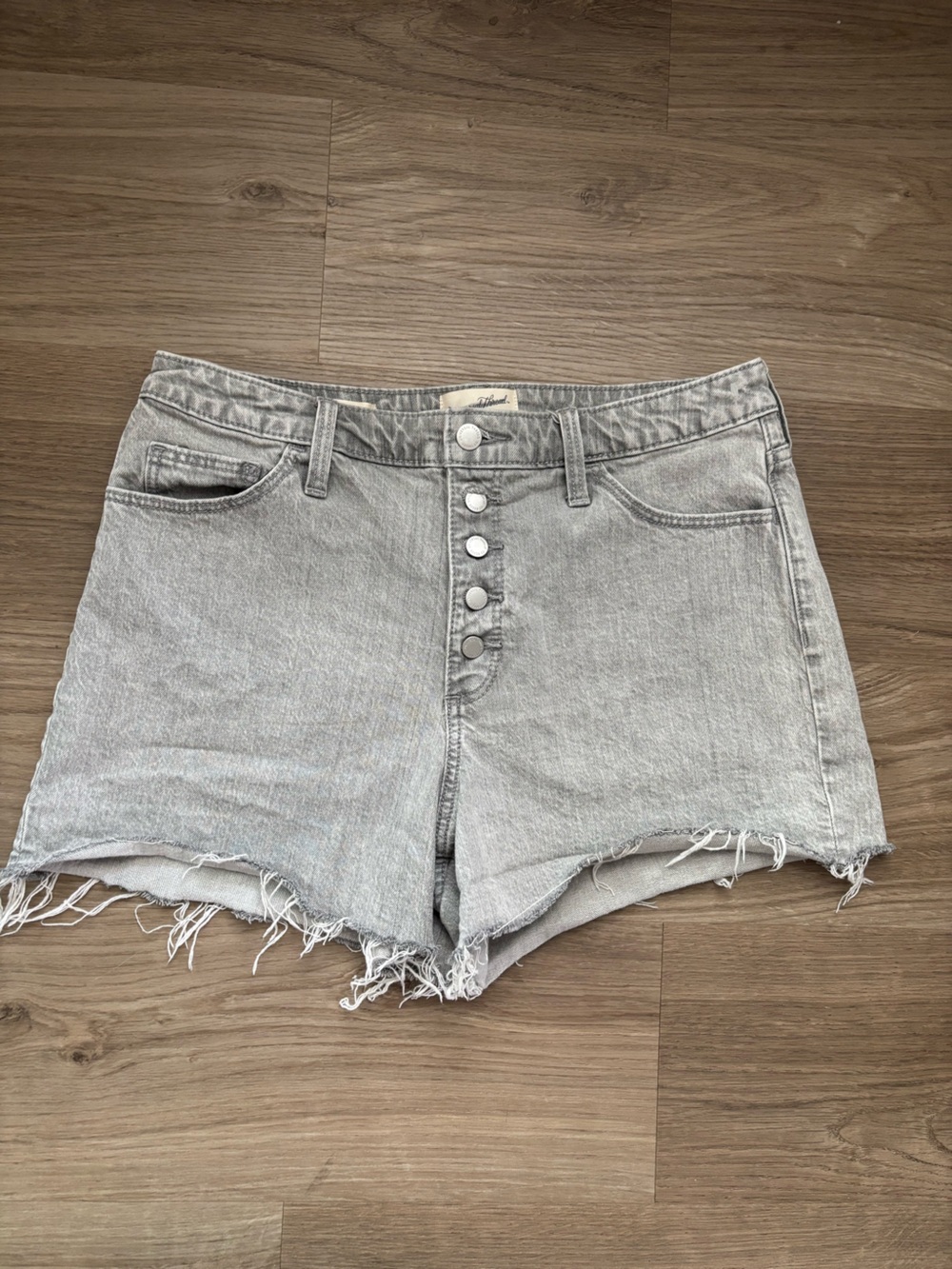 Universal Thread High-Rise Light Gray Denim Shorts with Button Fly Size 12